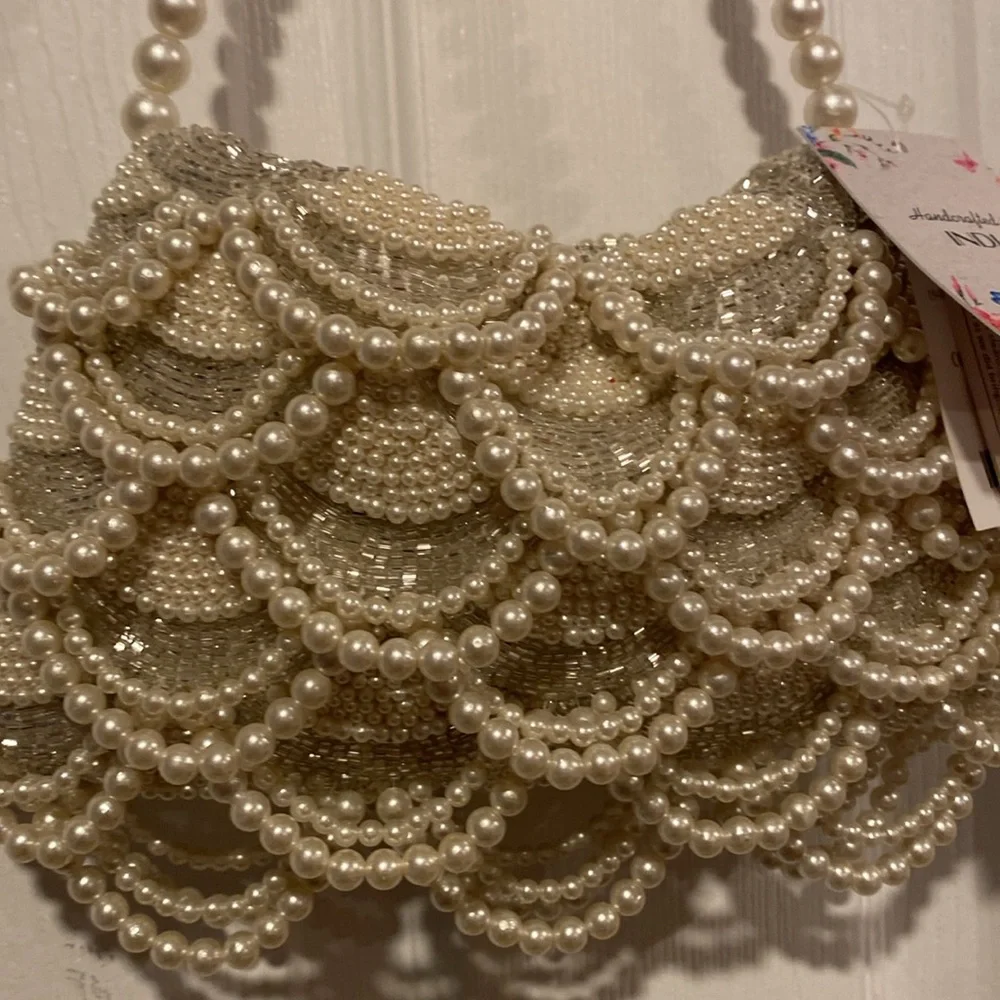 BNWT MADE IN INDIA Viral Pearl Beaded Shoulder Bag - Picture 4 of 8